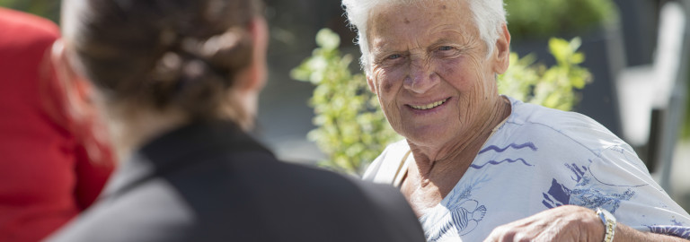 Im Gespräch mit der richtigen Person